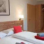 Haus Huber Und 3*