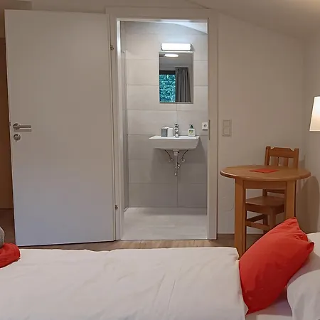 招待所 Haus Huber Und