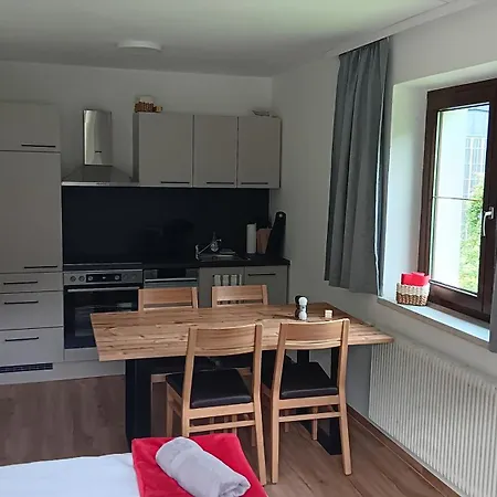 招待所 Haus Huber Und