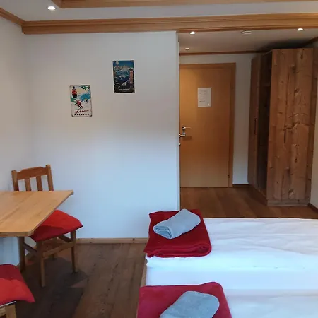 招待所 Haus Huber Und 3*